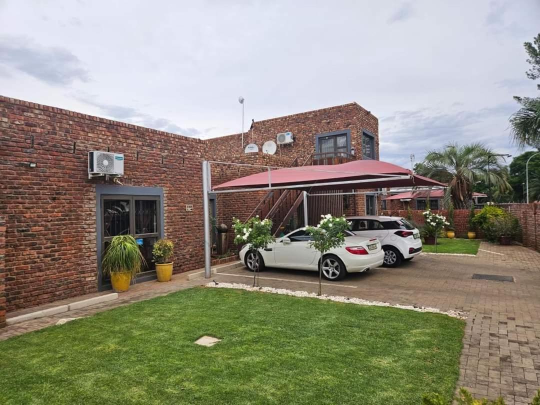 7A Jameson Guesthouse Kimberley Extérieur photo